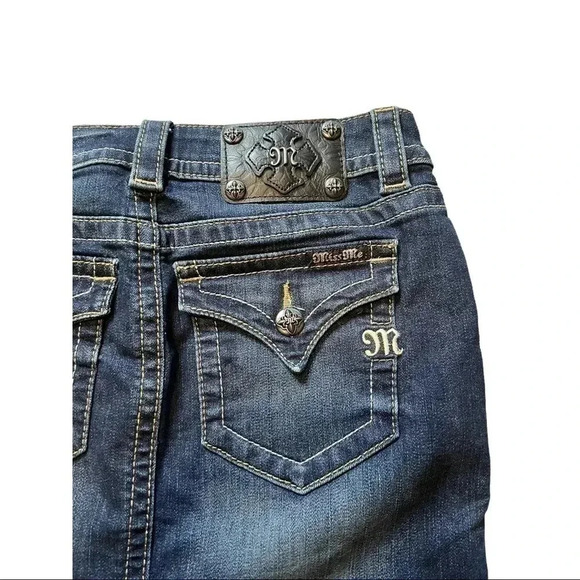 WOMENS’S MISS ME DARK WASH DENIM SKIRT• SIZE 26/US 4•PREOWNED GREAT CONDITION• - Picture 8 of 8